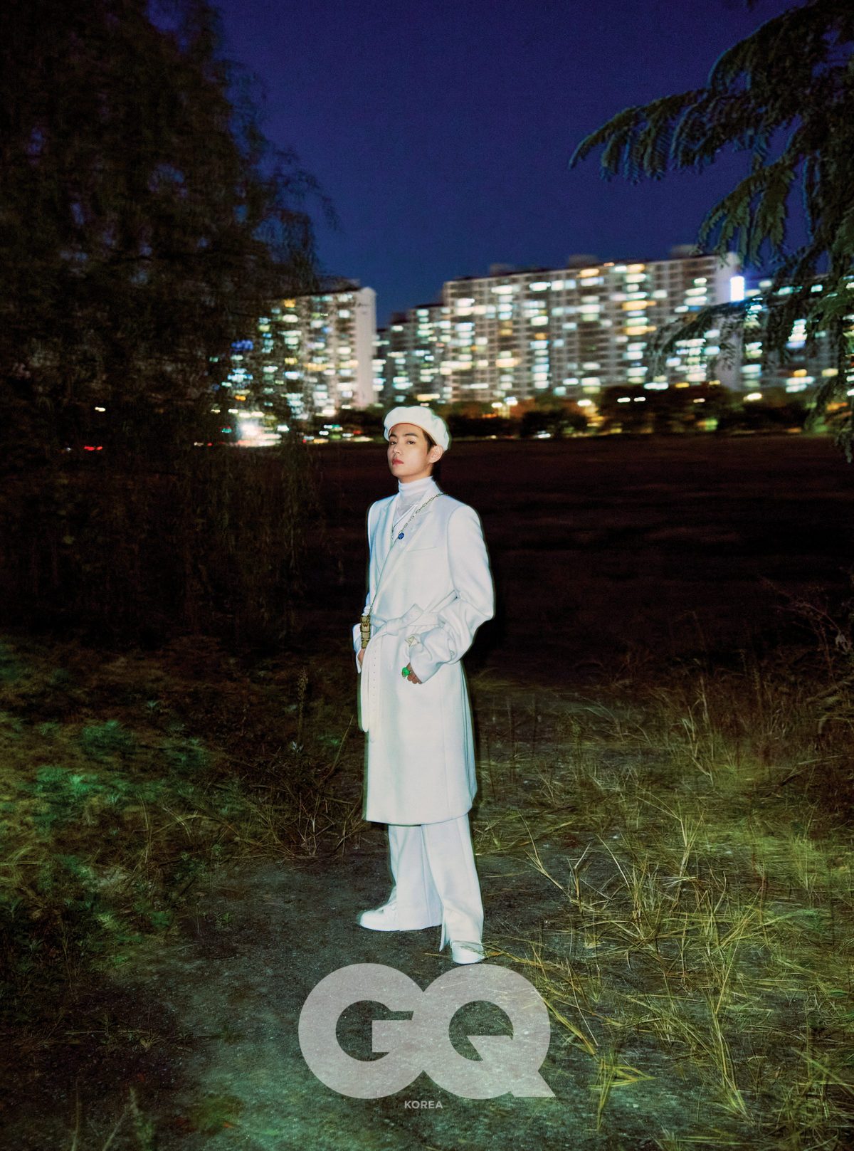 V x BTS GQ COVER 2022